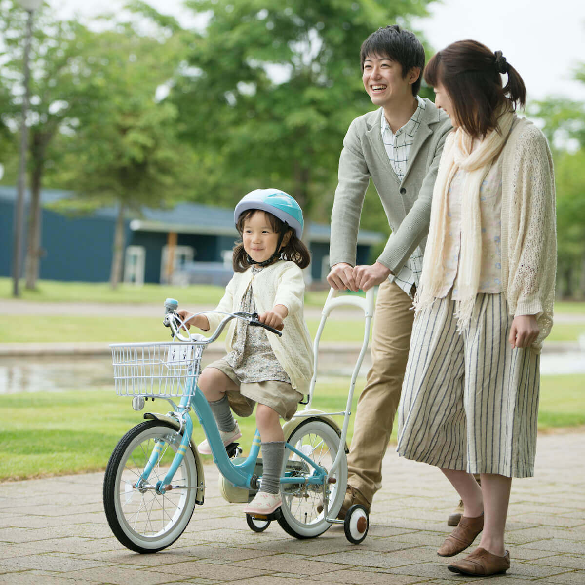 子どもと自転車にのる練習をしよう｜5つのステップと早くの