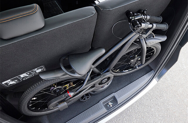 車のトランクにおさまる19cm幅の自転車